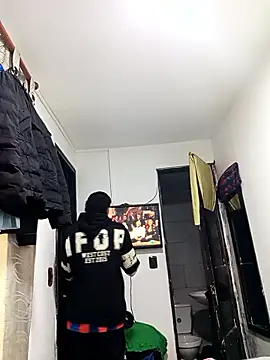 Snapshot of stifen_ chatting on 4, 12, 2025 stifen online show from 4, 12, 2025