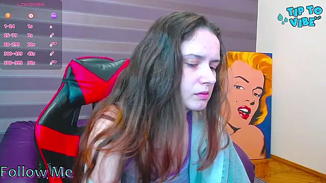 iris nikhols online show from 24, 11, 2025