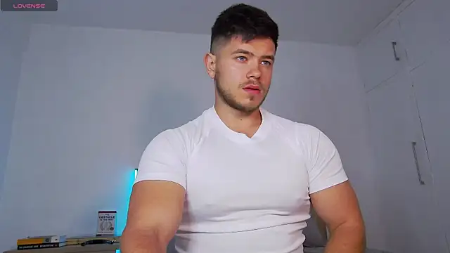 Arilas  online show from 16, 4, 2026