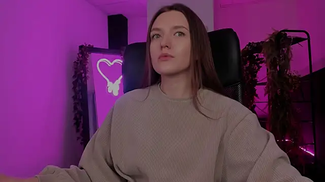 Snapshot of JennyDens chatting on 2, 12, 2024 JennyDens online show from 2, 12, 2024