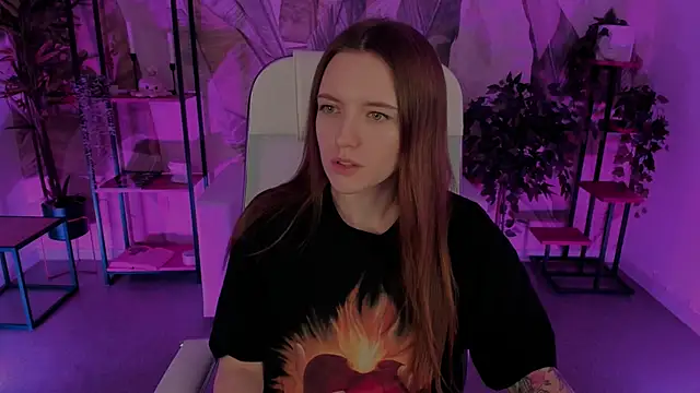 Snapshot of JennyDens chatting on 11, 3, 2025 JennyDens online show from 11, 3, 2025