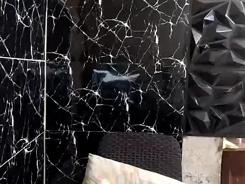 MissKeanna online show from 5, 2, 2025