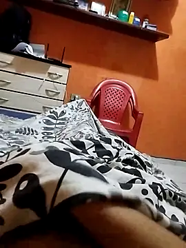 Snapshot of Emanuel45js chatting on 5, 2, 2025 Emanuel45js online show from 5, 2, 2025