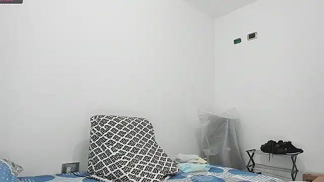 Snapshot of perla_jeff chatting on 5, 2, 2025 perla jeff online show from 5, 2, 2025