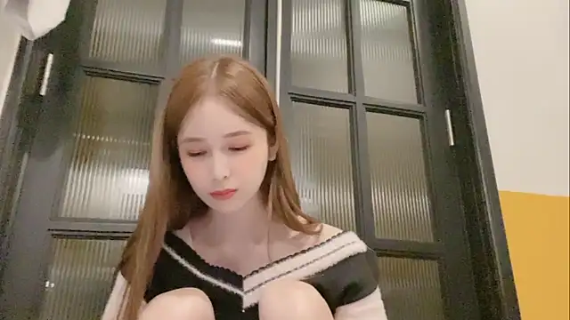 ANNA102 online show from 4, 3, 2025