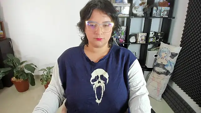 aika-dreams online show from 28, 1, 2025