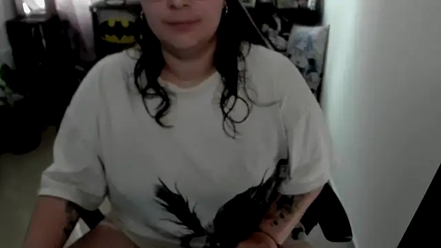 aika-dreams online show from 4, 6, 2026