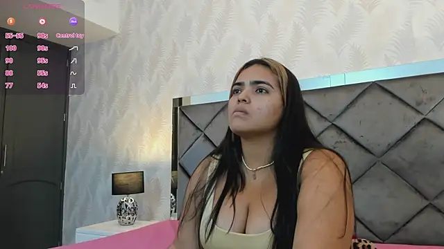 Snapshot of Mayssa_Cute chatting on 8, 1, 2025 Mayssa Cute online show from 8, 1, 2025