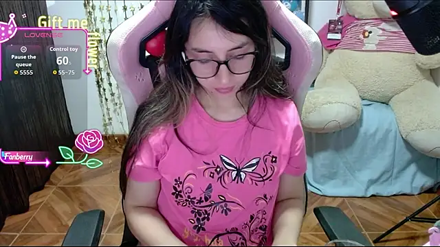 Maggie Fox3 online show from 22, 9, 2025