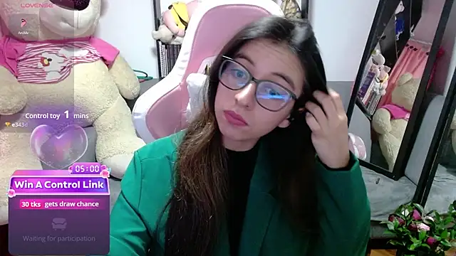 Maggie Fox3 online show from 5, 3, 2026