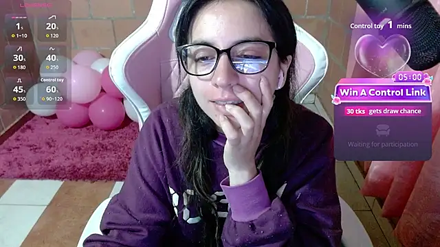 Snapshot of Maggie_Fox3 chatting on 17, 6, 2026 Maggie Fox3 online show from 17, 6, 2026