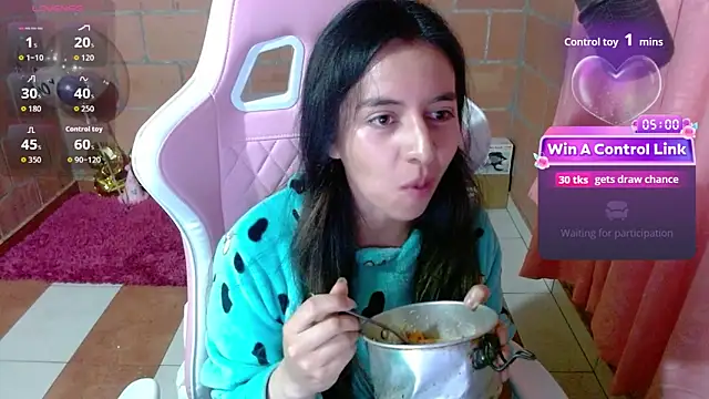 Snapshot of Maggie_Fox3 chatting on 30, 6, 2026 Maggie Fox3 online show from 30, 6, 2026