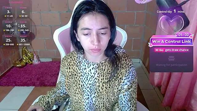 Snapshot of Maggie_Fox3 chatting on 13, 7, 2026 Maggie Fox3 online show from 13, 7, 2026