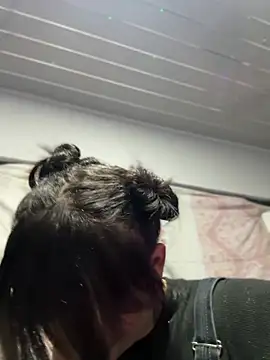 stormytt  online show from 8, 3, 2025