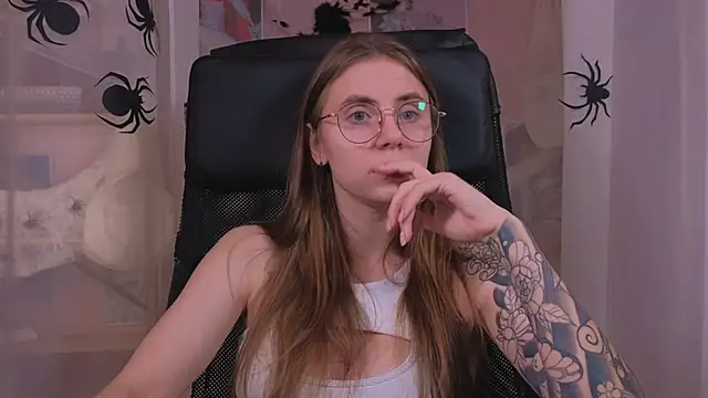 Snapshot of _AnnaStark_ chatting on 1, 11, 2025 AnnaStark online show from 1, 11, 2025