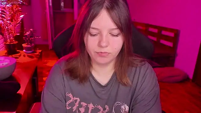 Snapshot of XNirvanaX chatting on 19, 12, 2025 XNirvanaX online show from 19, 12, 2025