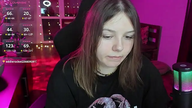 Snapshot of XNirvanaX chatting on 8, 1, 2026 XNirvanaX online show from 8, 1, 2026