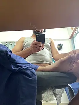 Snapshot of the_indian_dick_u_want chatting on 28, 2, 2025 the indian dick u want online show from 28, 2, 2025