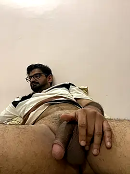 Snapshot of the_indian_dick_u_want chatting on 24, 10, 2025 the indian dick u want online show from 24, 10, 2025
