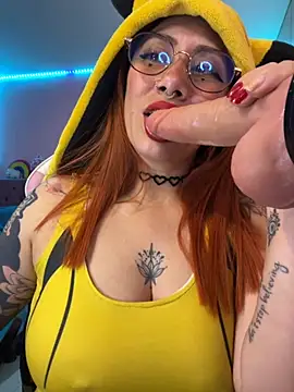 Luna Paris  online show from 8, 10, 2025