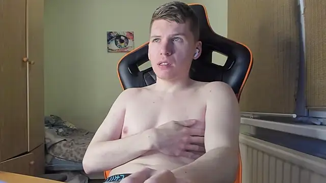 Snapshot of Bananas_dick chatting on 31, 12, 2024 Bananas dick online show from 31, 12, 2024