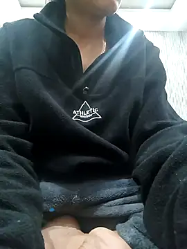 Snapshot of Beautiful_xxo chatting on 4, 3, 2025 Beautiful xxo online show from 4, 3, 2025