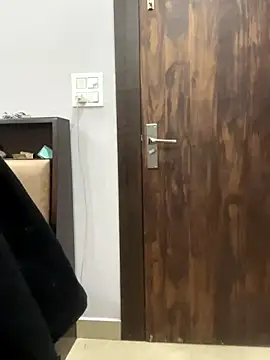 Beautiful xxo online show from 1, 12, 2025