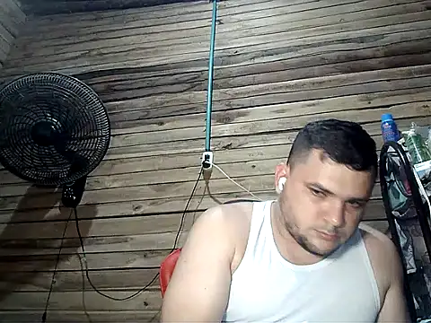 Snapshot of Arcangel_05 chatting on 26, 6, 2026 Arcangel 05 online show from 26, 6, 2026
