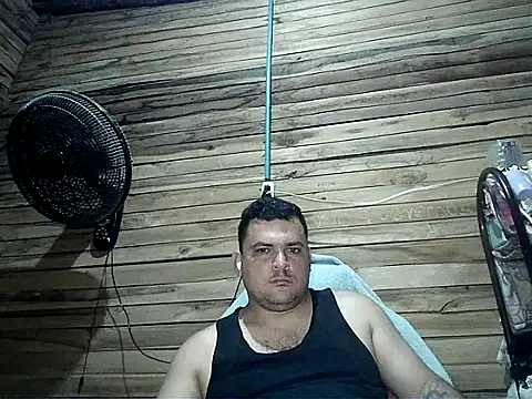 Snapshot of Arcangel_05 chatting on 7, 7, 2026 Arcangel 05 online show from 7, 7, 2026