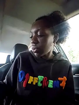 oliviaprettypussy online show from 26, 10, 2025