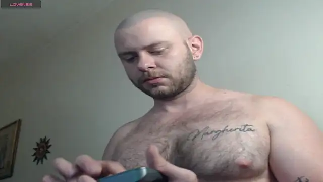 Snapshot of TONY_WHITE_7 chatting on 28, 4, 2026 TONY WHITE 7 online show from 28, 4, 2026