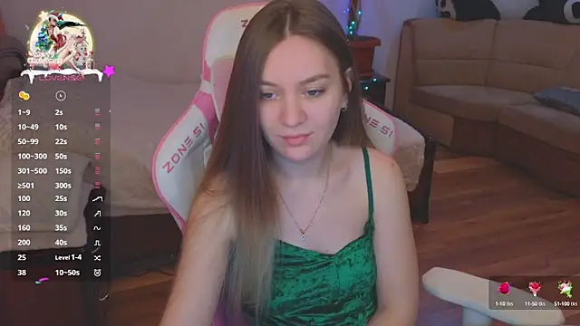Snapshot of CyrilaPuff chatting on 28, 12, 2024 CyrilaPuff online show from 28, 12, 2024