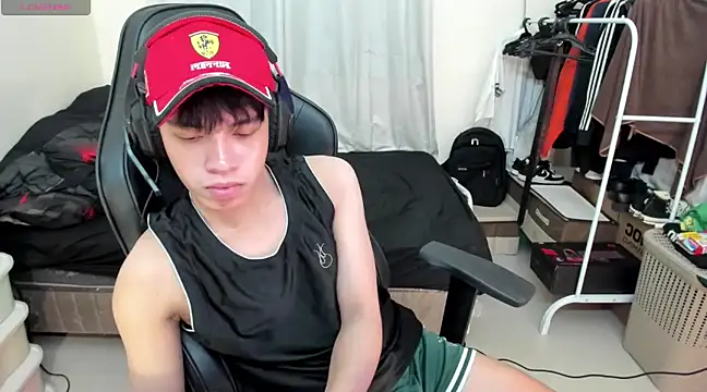 Lightjt04 online show from 14, 3, 2025