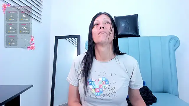 Snapshot of Cleopatra_Trans chatting on 14, 7, 2026 Cleopatra Trans online show from 14, 7, 2026