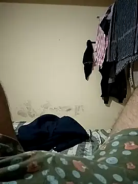 Desi Londa 143 online show from 28, 2, 2025