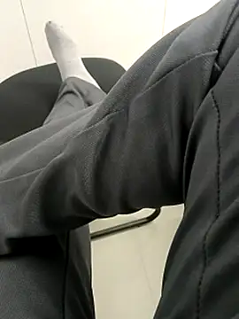 Desi Londa 143 online show from 5, 3, 2025