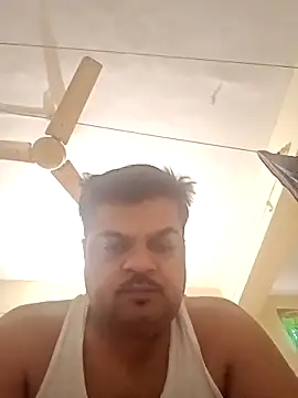 Desi Londa 143 online show from 6, 3, 2025