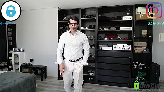 Snapshot of samricci21 chatting on 31, 3, 2026 samricci21 online show from 31, 3, 2026