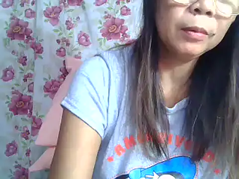 urwife tobe online show from 11, 1, 2025