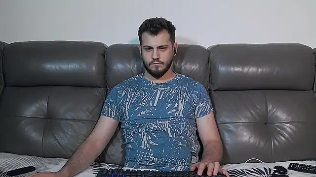 Snapshot of CrazyDom1 chatting on 31, 5, 2026 CrazyDom1 online show from 31, 5, 2026
