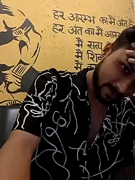 Snapshot of _IRRESISTIBLE_ chatting on 8, 9, 2025  IRRESISTIBLE  online show from 8, 9, 2025