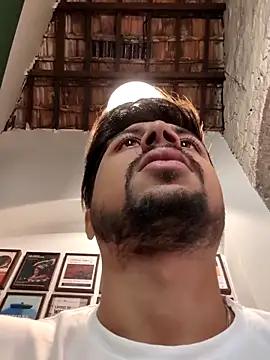  IRRESISTIBLE  online show from 14, 4, 2026