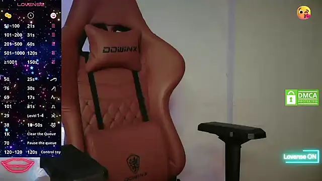 Goddes Queen online show from 3, 10, 2025