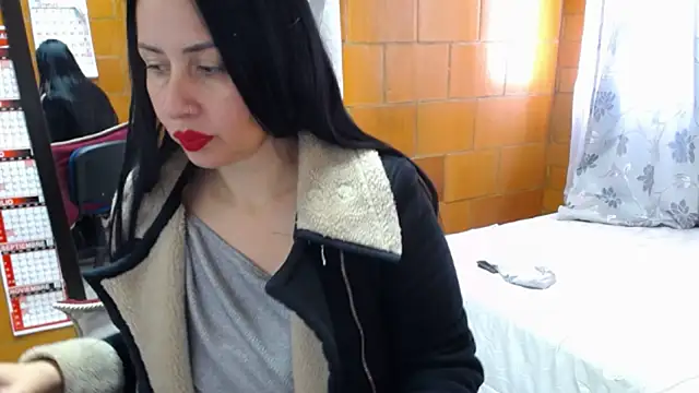 Snapshot of charlote_temple chatting on 20, 6, 2026 charlote temple online show from 20, 6, 2026