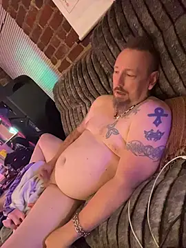 Snapshot of Littledick007007 chatting on 8, 7, 2026 Littledick007007 online show from 8, 7, 2026