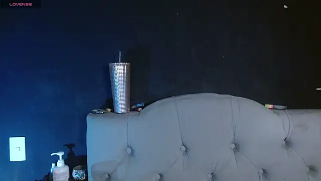 Snapshot of Red-moon1 chatting on 18, 6, 2026 Red-moon1 online show from 18, 6, 2026