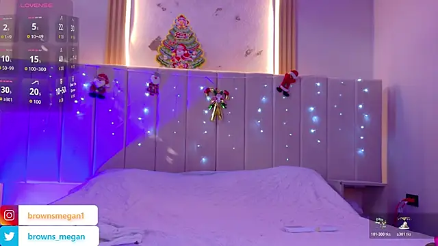 Snapshot of Megan_browns1 chatting on 18, 12, 2025 Megan browns1 online show from 18, 12, 2025