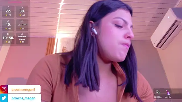 Snapshot of Megan_browns1 chatting on 8, 1, 2026 Megan browns1 online show from 8, 1, 2026