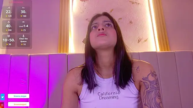 Snapshot of Megan_browns1 chatting on 2, 2, 2026 Megan browns1 online show from 2, 2, 2026