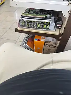 buri232 online show from 28, 2, 2025